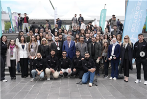 Yalova Üniversitesi olarak Marmara Kariyer Fuarı’ndaydık!
